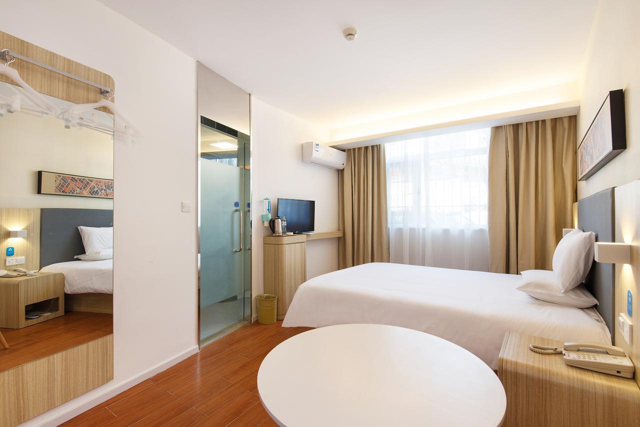 Hanting Hotel Shanghai Chunsha Jinhui Plaza Xangai Exterior foto
